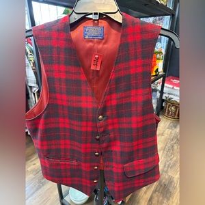 Pendleton Vest great colors and awesome condition!
